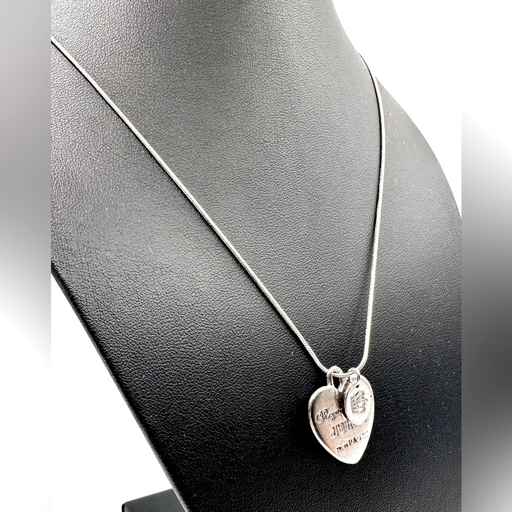 Juicy Couture Silver Heart Crown Necklace Vintage, w/Silver Plated Necklace Y2K - Picture 4 of 10